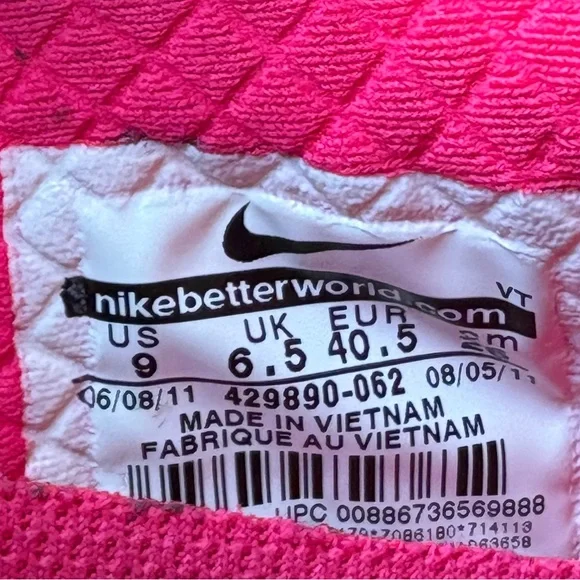 Nike Air Max Running Shoes - Picture 6 of 9